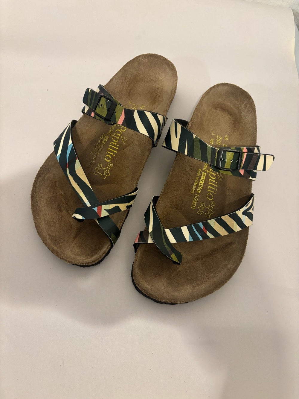 Papillio By Birkenstock tabora
Sandals Sz 39